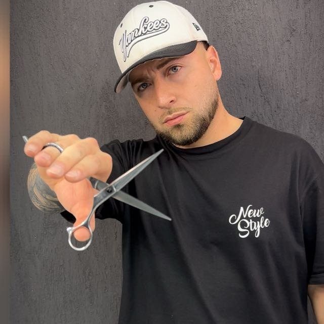 Enzo, Maestro Barbero